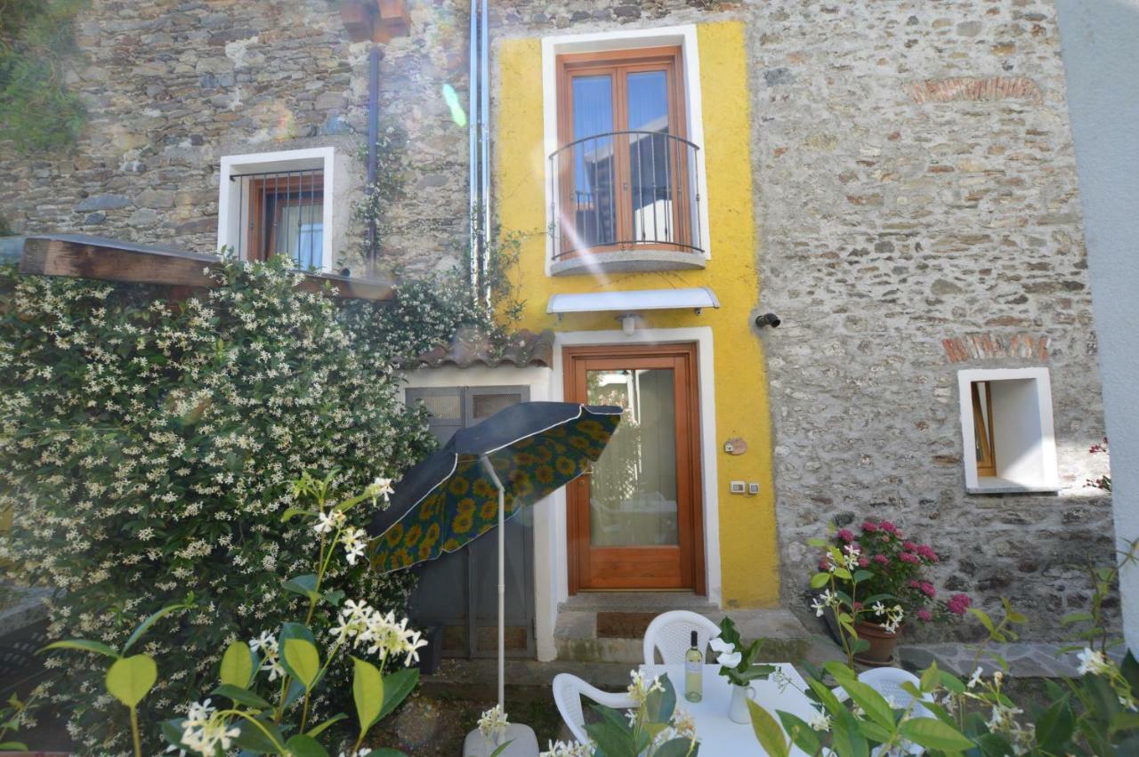 Rustico Giulietta E Romeo Villa Colico Exterior photo